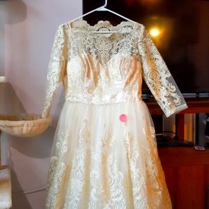 Chi Chi London Khloe Dress